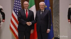 Giornata romana per Mike Pence, prima da Mattarella e poi da Conte